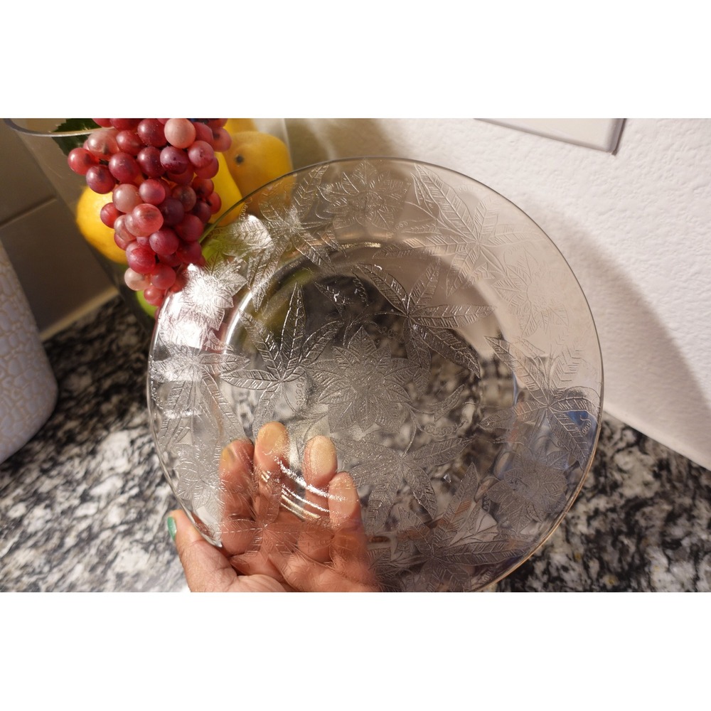 Vtg 1930s Jeanette pink depression glass plate 9in round‎ with embossed palm